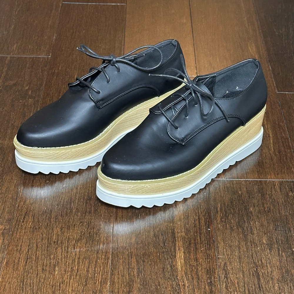 Cape Robbin Fara-2 Black Platform Oxford Shoes Women’s Size 10 Lug Sole Edgy - Picture 2 of 9